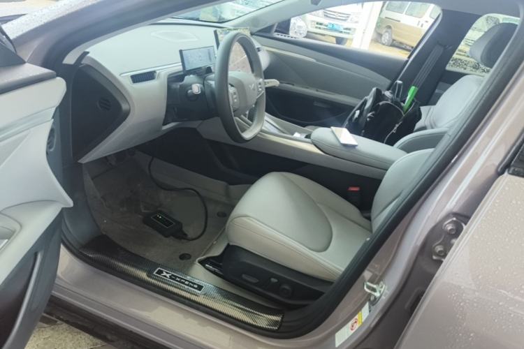 Used XPeng MONA M03 2025 620 Ultra-Long Range Plus Left Front Seat
