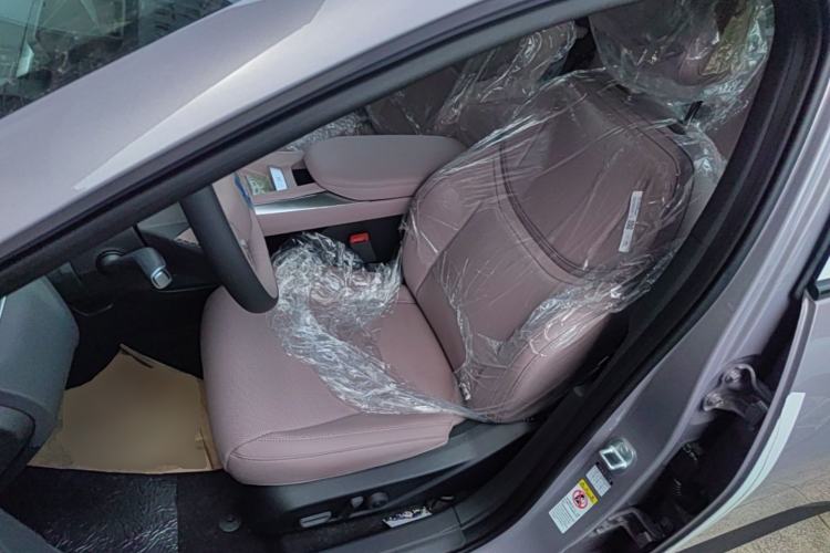 Used XPeng MONA M03 2025 515 Long-Range Plus Left Front Seat