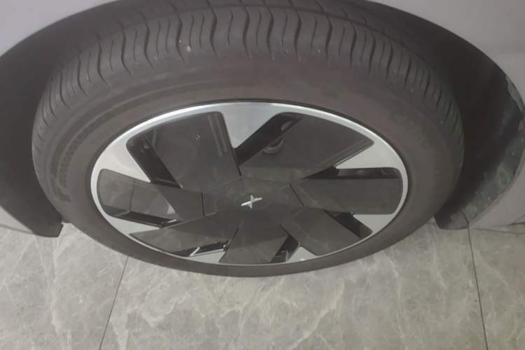Used XPeng MONA M03 2025 600 with Ultra-Long Range Max Left Front Wheel Hub