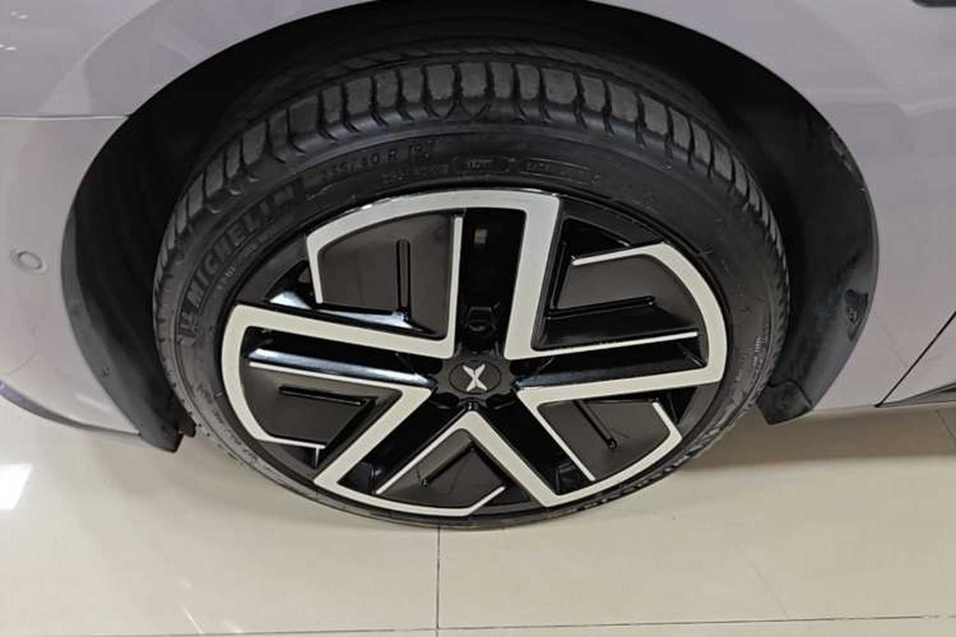 Used XPeng MONA M03 2025 600 with Ultra-Long Range Max Left Front Wheel Hub