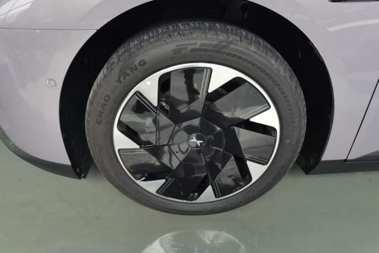Used XPeng MONA M03 2025 502 Long-Range Max Left Front Wheel Hub