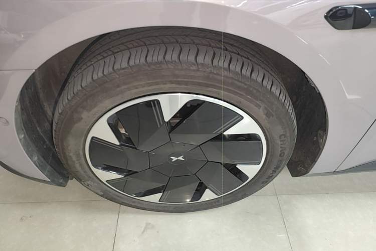 Used XPeng MONA M03 2025 502 Long-Range Max Left Front Wheel Hub