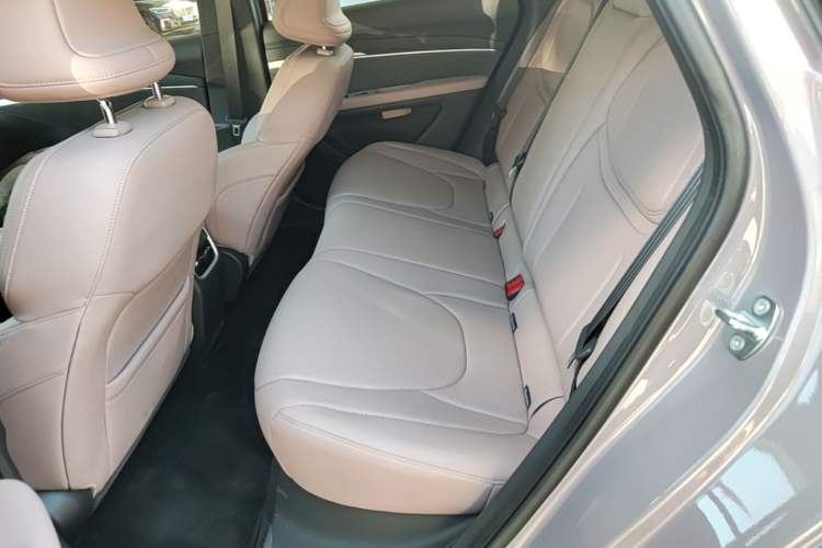 Used XPeng MONA M03 2025 600 with Ultra-Long Range Max Left Rear Seat