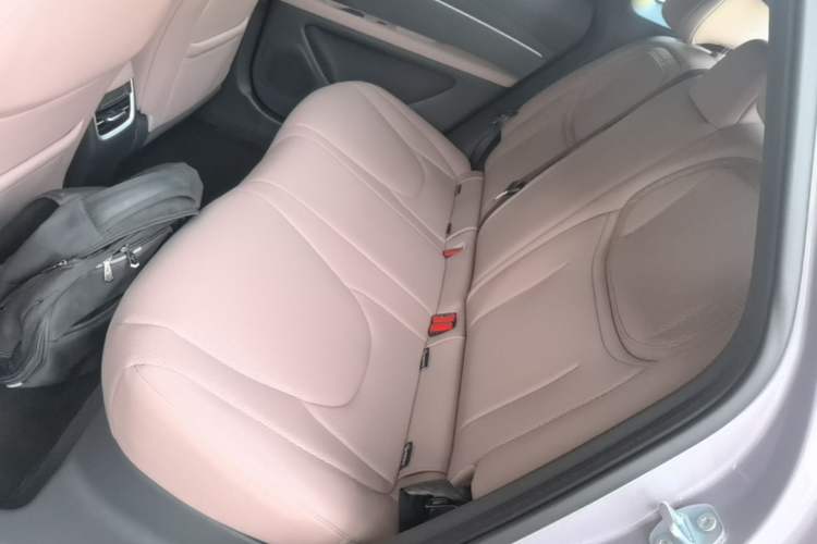 Used XPeng MONA M03 2025 600 with Ultra-Long Range Max Left Rear Seat