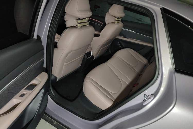 Used XPeng MONA M03 2025 600 with Ultra-Long Range Max Left Rear Seat