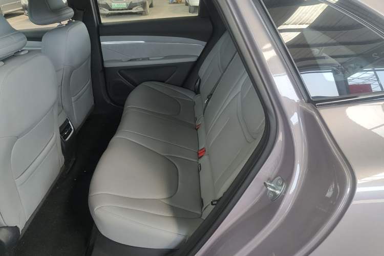 Used XPeng MONA M03 2025 600 with Ultra-Long Range Max Left Rear Seat