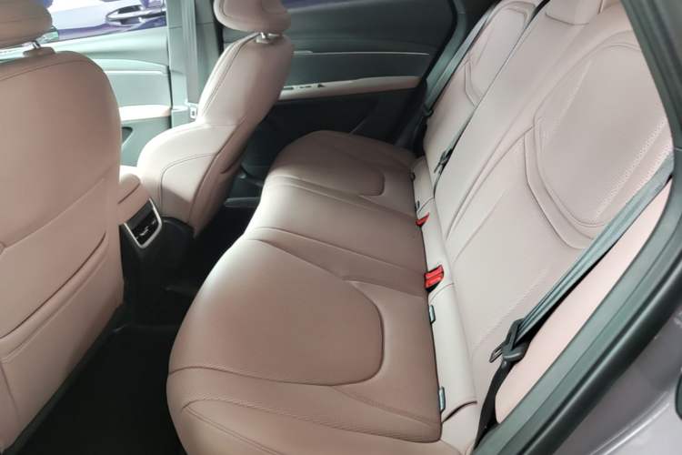 Used XPeng MONA M03 2025 600 with Ultra-Long Range Max Left Rear Seat