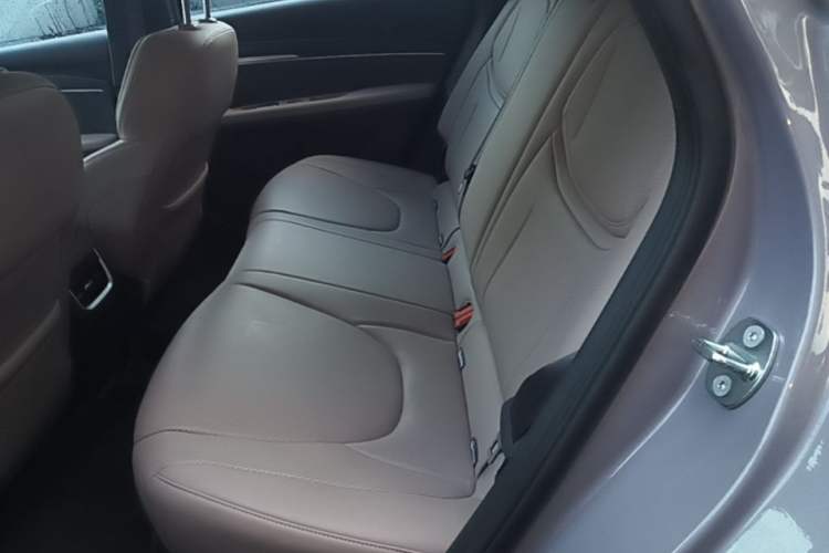 Used XPeng MONA M03 2025 600 with Ultra-Long Range Max Left Rear Seat