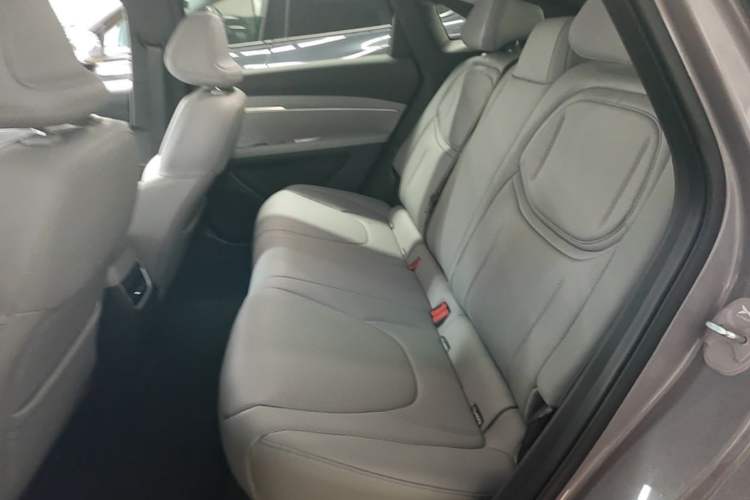 Used XPeng MONA M03 2025 600 with Ultra-Long Range Max Left Rear Seat