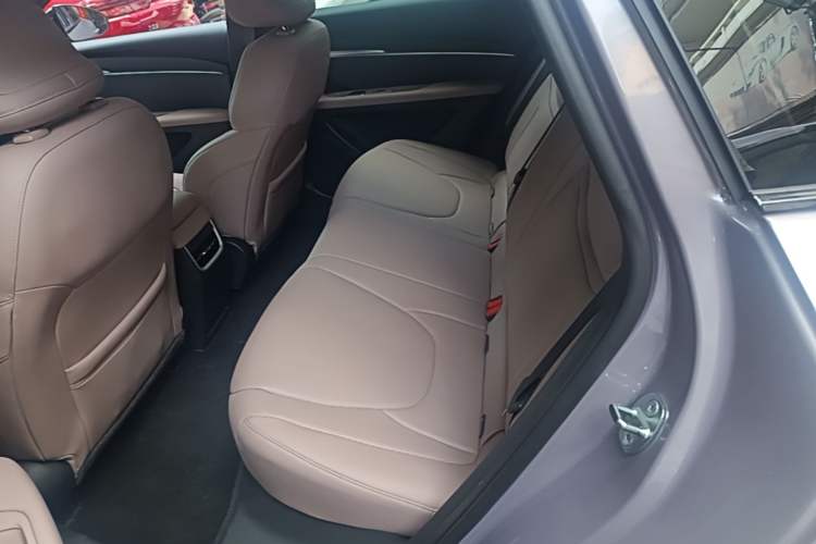 Used XPeng MONA M03 2025 600 with Ultra-Long Range Max Left Rear Seat