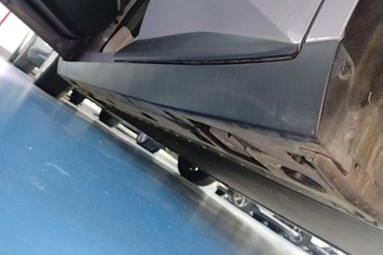 Used XPeng MONA M03 2025 600 with Ultra-Long Range Max Left Side Sill