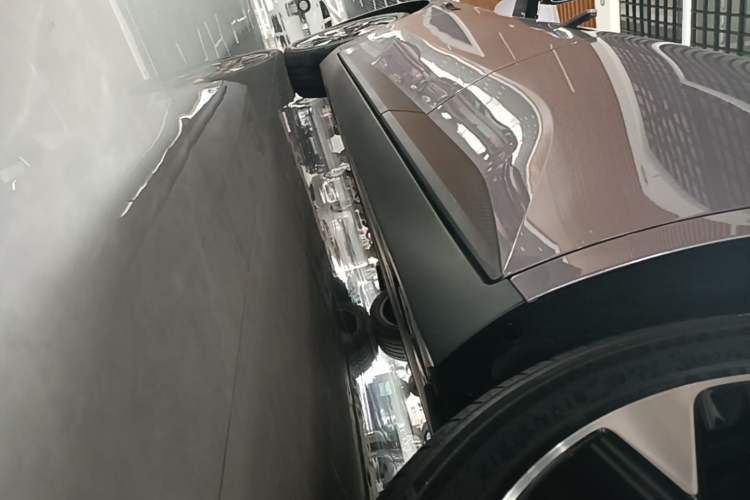 Used XPeng MONA M03 2025 600 with Ultra-Long Range Max Left Side Sill