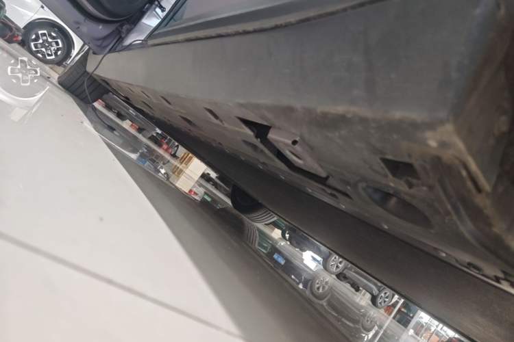 Used XPeng MONA M03 2025 600 with Ultra-Long Range Max Left Side Sill