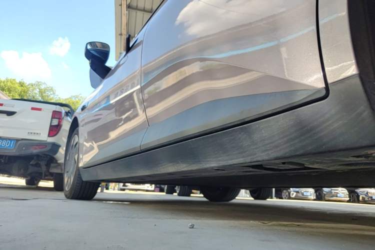 Used XPeng MONA M03 2025 600 with Ultra-Long Range Max Left Side Sill