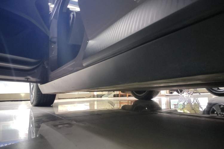 Used XPeng MONA M03 2025 515 Long-Range Plus Left Side Sill