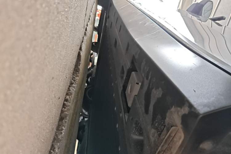 Used XPeng MONA M03 2025 502 Long-Range Max Left Side Sill