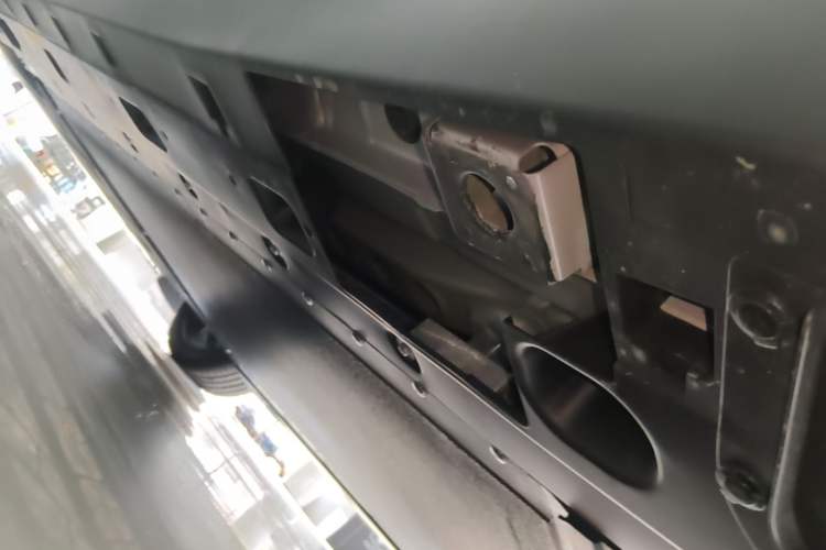 Used XPeng MONA M03 2025 515 Long-Range Plus Left Side Sill
