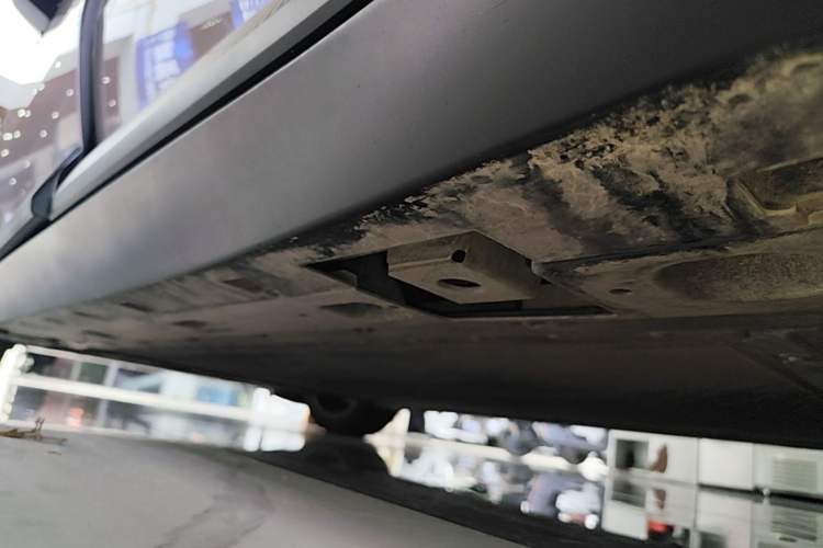 Used XPeng MONA M03 2025 502 Long-Range Max Left Side Sill