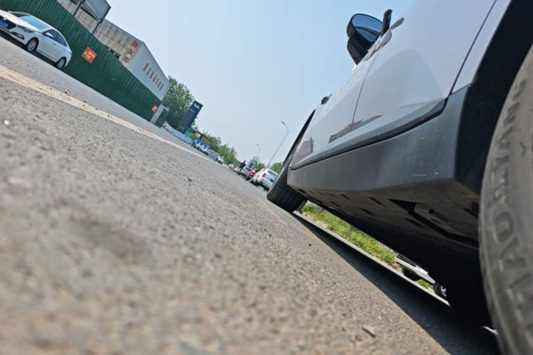 Used XPeng MONA M03 2025 502 Long-Range Max Left Side Sill