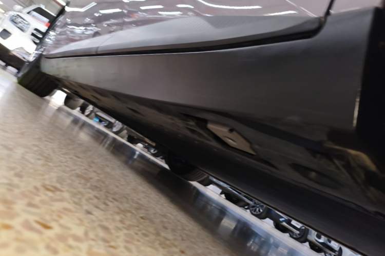 Used XPeng MONA M03 2025 600 with Ultra-Long Range Max Left Side Sill
