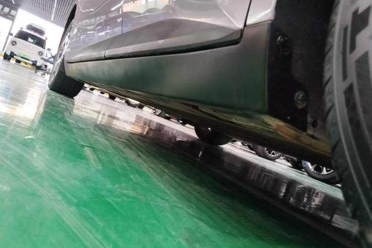 Used XPeng MONA M03 2025 502 Long-Range Max Left Side Sill
