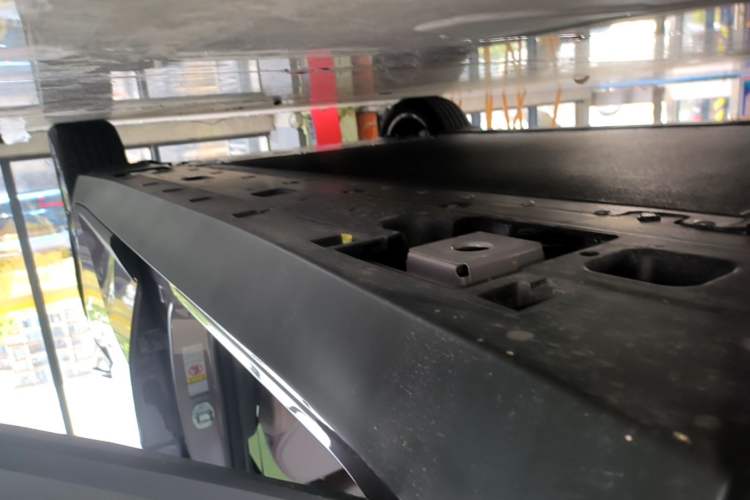 Used XPeng MONA M03 2025 502 Long-Range Max Left Side Sill