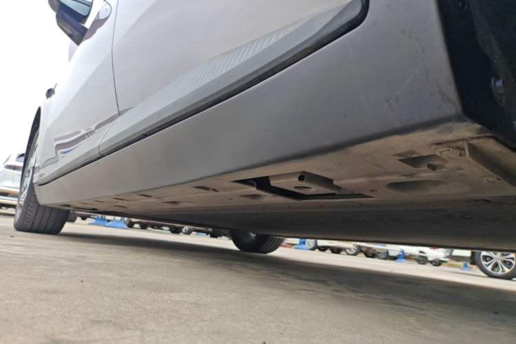 Used XPeng MONA M03 2025 600 with Ultra-Long Range Max Left Side Sill
