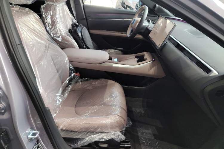 Used XPeng MONA M03 2025 502 Long-Range Max Right Front Seat