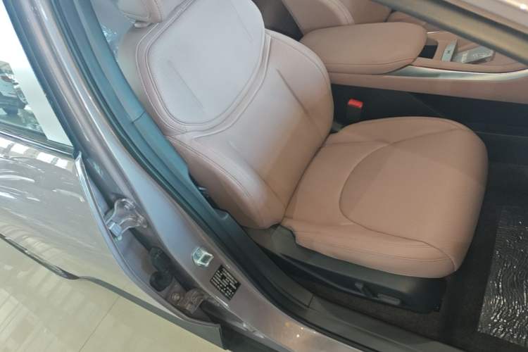 Used XPeng MONA M03 2025 502 Long-Range Max Right Front Seat