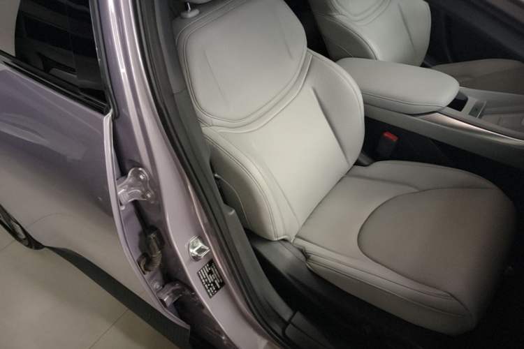 Used XPeng MONA M03 2025 515 Long-Range Plus Right Front Seat