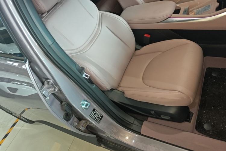 Used XPeng MONA M03 2025 502 Long-Range Max Right Front Seat