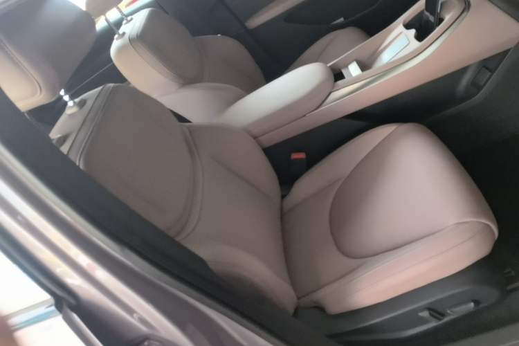Used XPeng MONA M03 2025 600 with Ultra-Long Range Max Right Front Seat