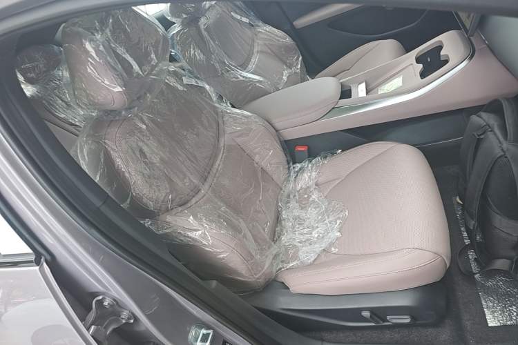 Used XPeng MONA M03 2025 515 Long-Range Plus Right Front Seat