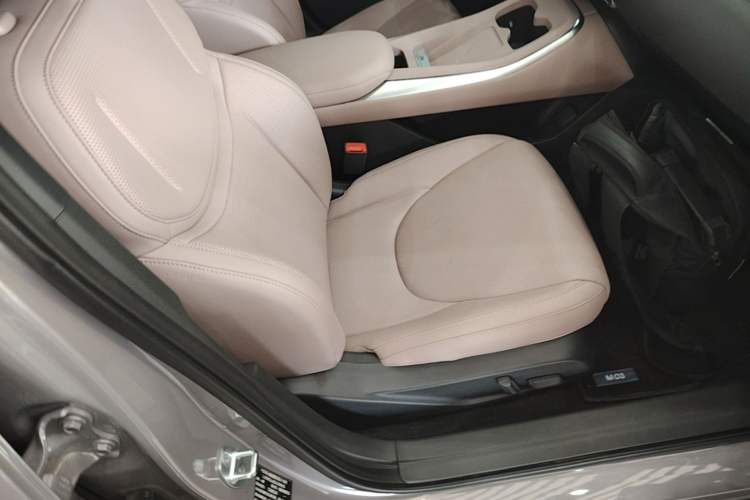 Used XPeng MONA M03 2025 502 Long-Range Max Right Front Seat