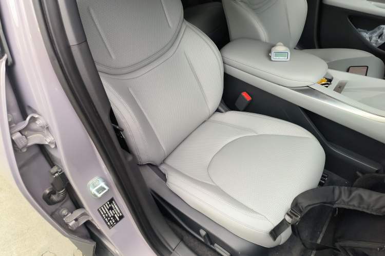 Used XPeng MONA M03 2025 502 Long-Range Max Right Front Seat