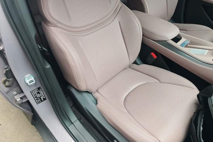 Used XPeng MONA M03 2025 502 Long-Range Max Right Front Seat