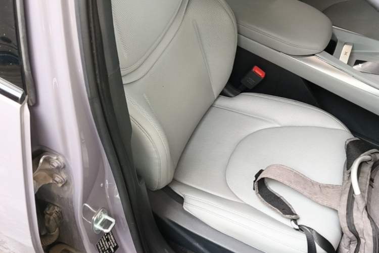 Used XPeng MONA M03 2025 620 Ultra-Long Range Plus Right Front Seat
