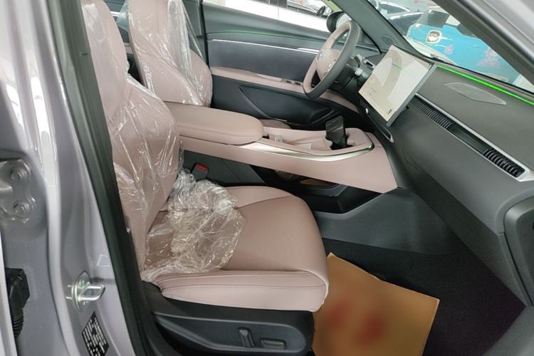 Used XPeng MONA M03 2025 515 Long-Range Plus Right Front Seat