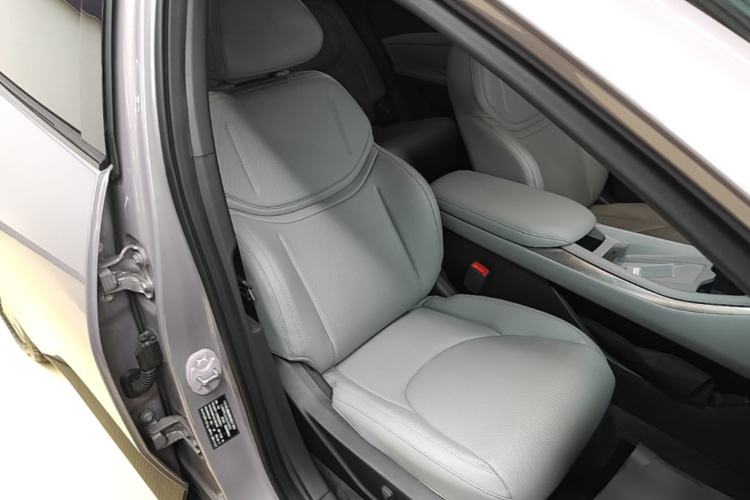Used XPeng MONA M03 2025 600 with Ultra-Long Range Max Right Front Seat