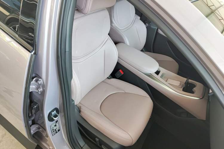 Used XPeng MONA M03 2025 502 Long-Range Max Right Front Seat