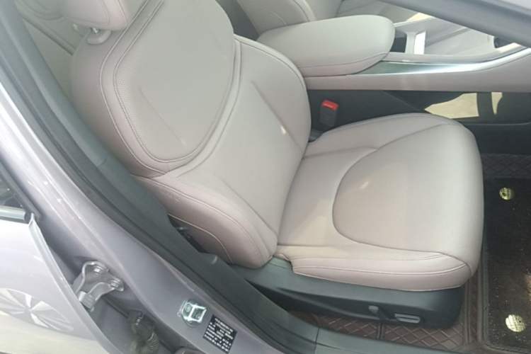 Used XPeng MONA M03 2025 515 Long-Range Plus Right Front Seat