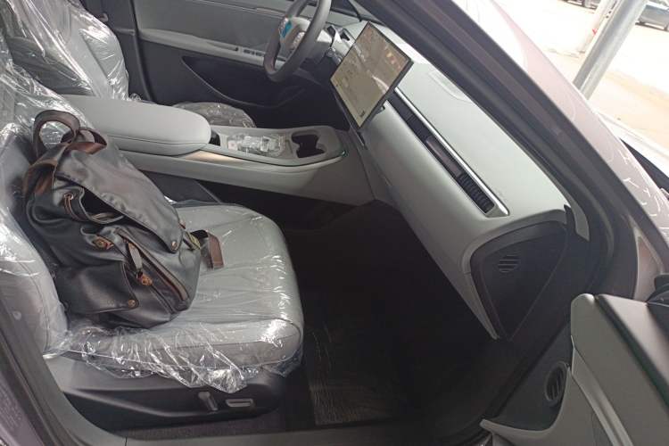 Used XPeng MONA M03 2025 502 Long-Range Max Right Front Seat
