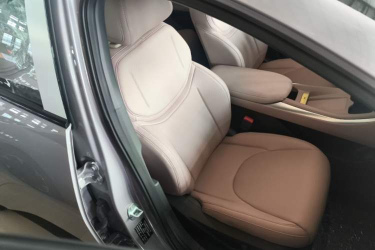 Used XPeng MONA M03 2025 502 Long-Range Max Right Front Seat
