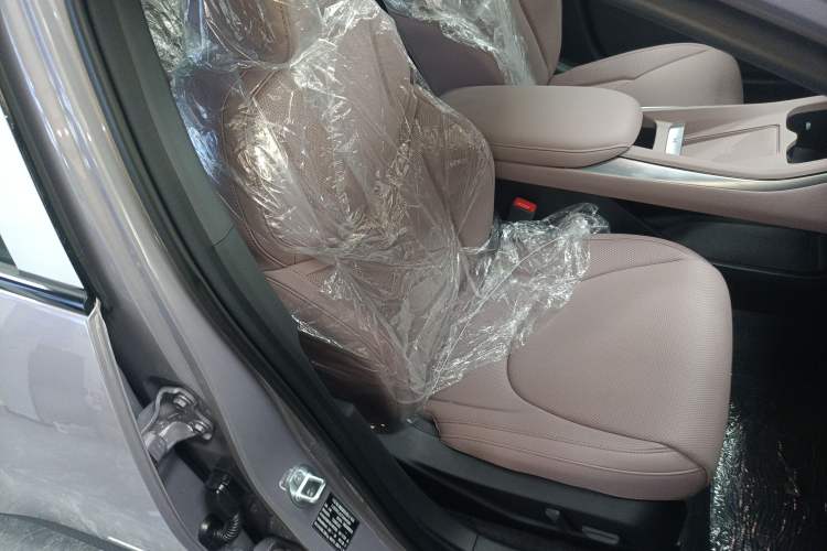 Used XPeng MONA M03 2025 515 Long-Range Plus Right Front Seat