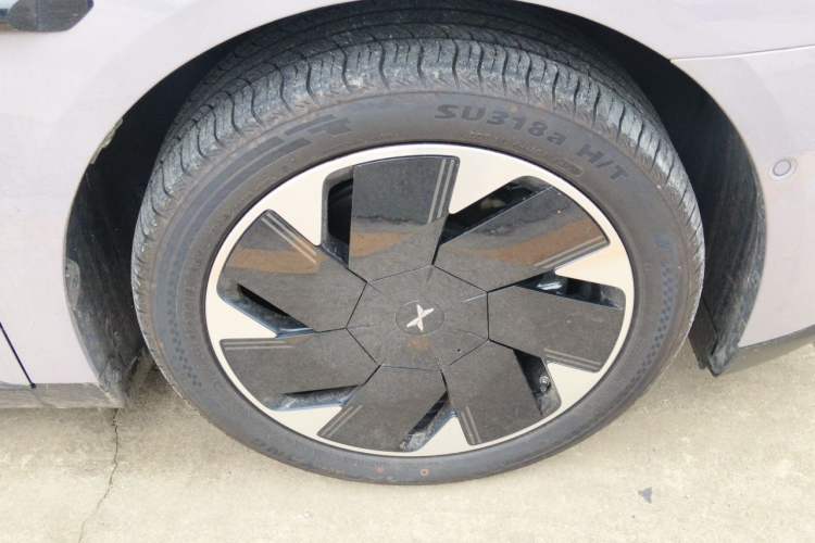 Used XPeng MONA M03 2025 600 with Ultra-Long Range Max Right Front Wheel Hub
