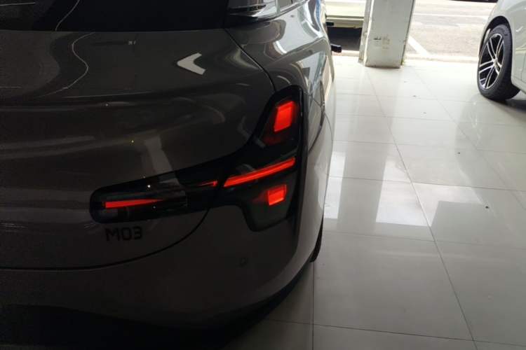Used XPeng MONA M03 2025 620 Ultra-Long Range Plus Right Rear Taillight