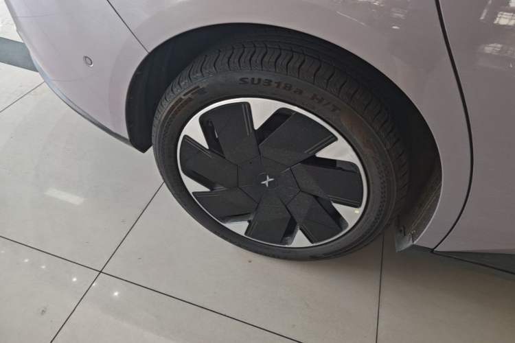 Used XPeng MONA M03 2025 600 with Ultra-Long Range Max Right Rear Wheel Hub