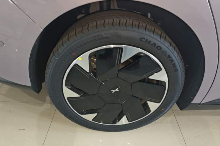 Used XPeng MONA M03 2025 502 Long-Range Max Right Rear Wheel Hub