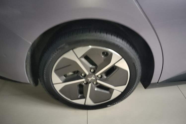 Used XPeng MONA M03 2025 515 Long-Range Plus Right Rear Wheel Hub
