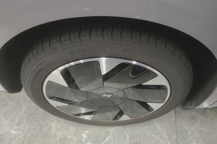 Used XPeng MONA M03 2025 600 with Ultra-Long Range Max Right Rear Wheel Hub
